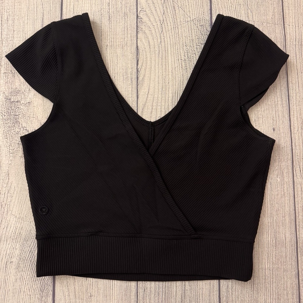Lululemon Ready To Rise Short Sleeve Wrap Top Black Ribbed Women's Size Small